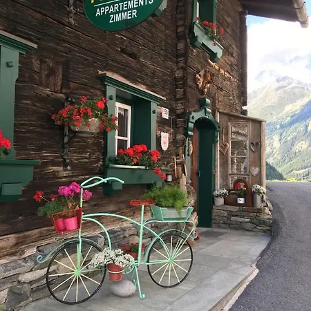 Altes Holzhaus Solden