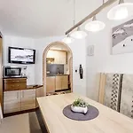 Altes Holzhaus