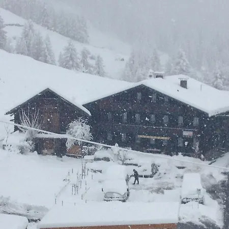 Altes Holzhaus Apartmán