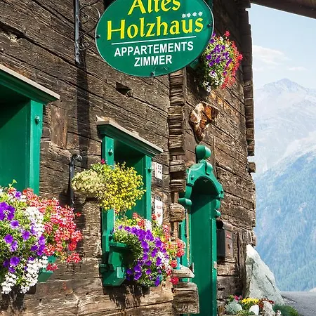 Altes Holzhaus Apartmán *